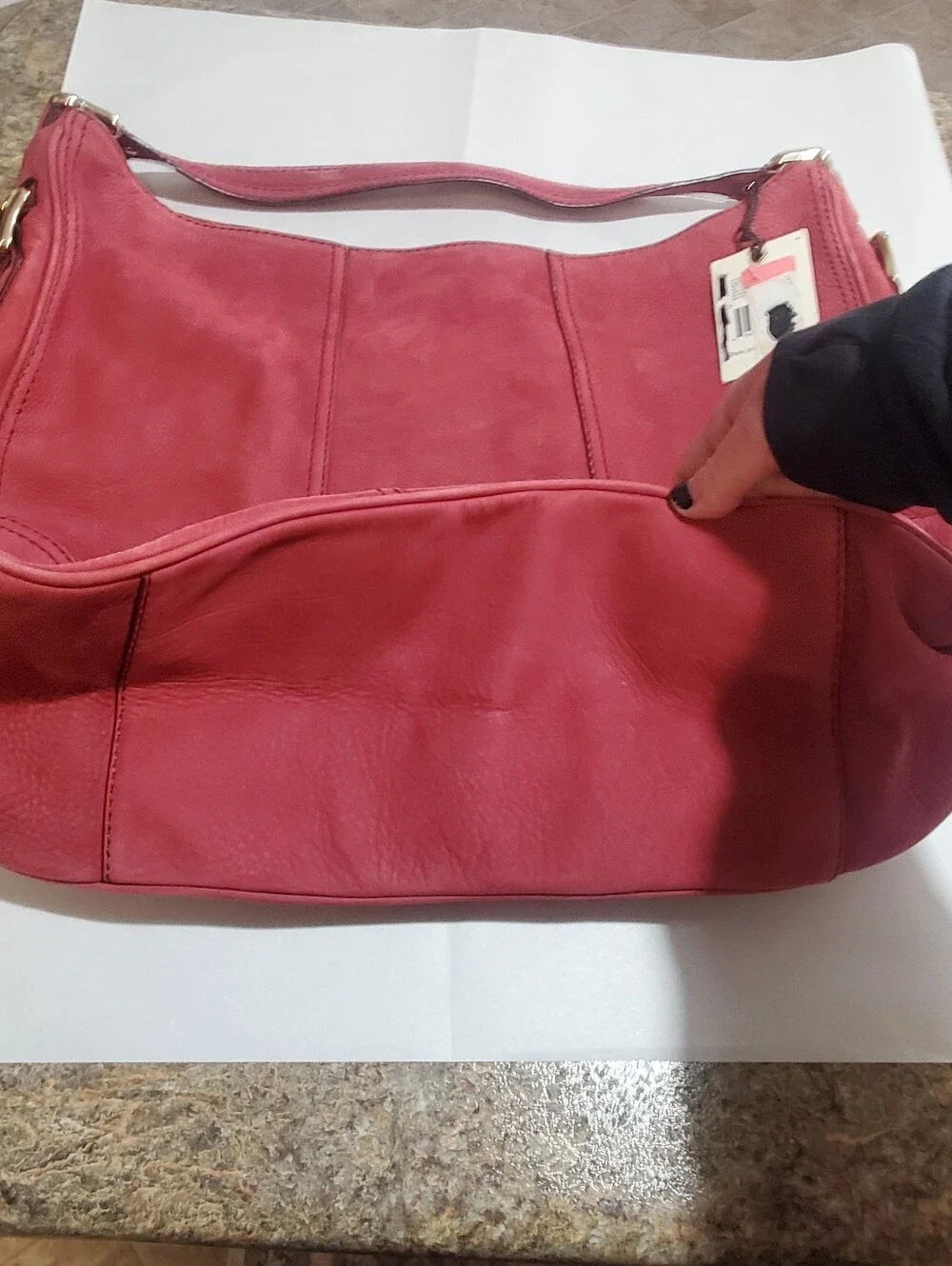 VINTAGE ANTONIA MRLANI NWT HOBO BAG. SUEDE SHOULDER BOHO. EMBROIDERED Red